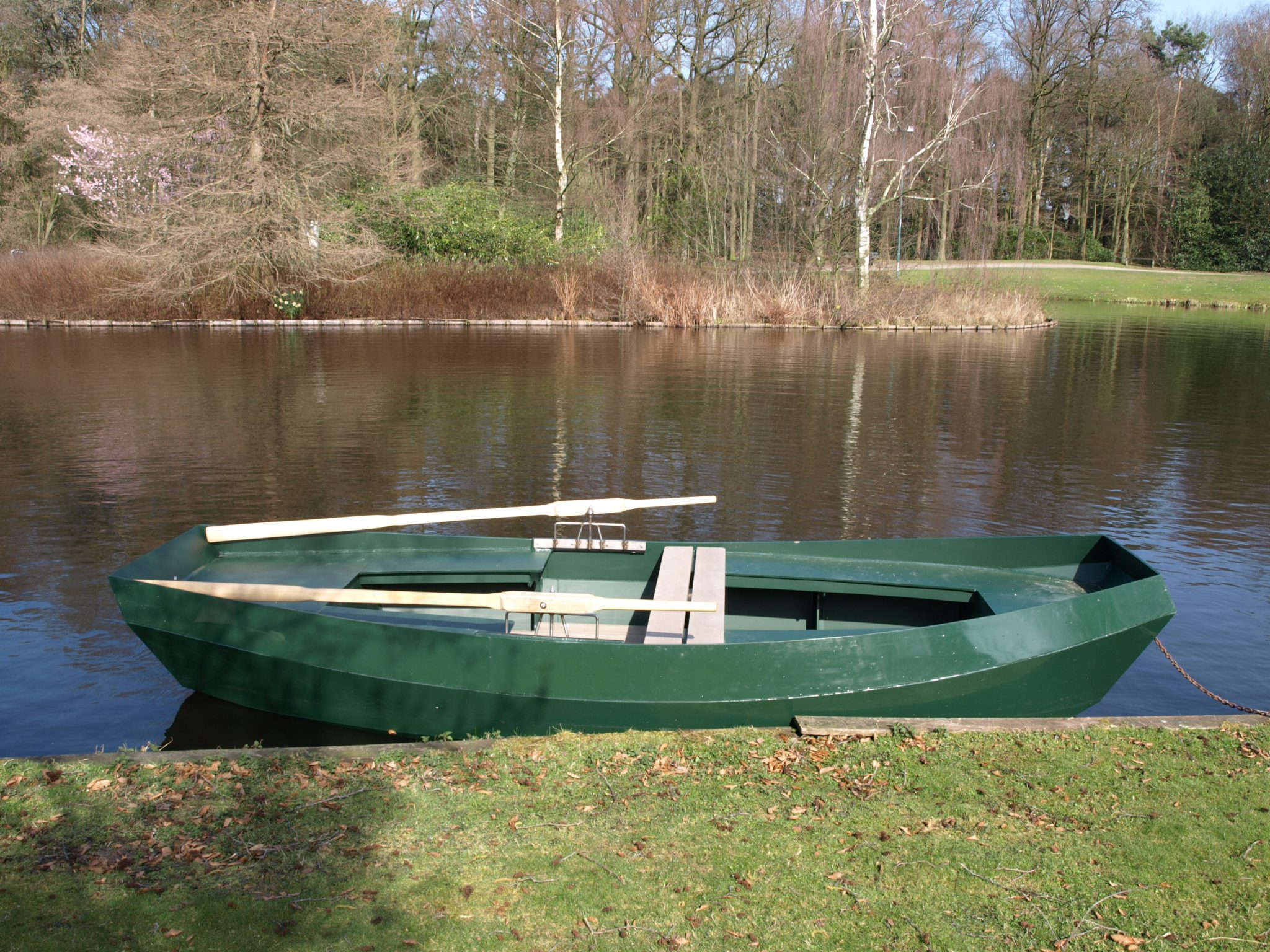 Finse Roeiboot BVE470 kunststof boot | vlet - roeiboot - Kunststofboten